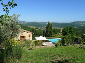Lovely Holiday Home in Sasso Pisano with Swimming Pool Sassa